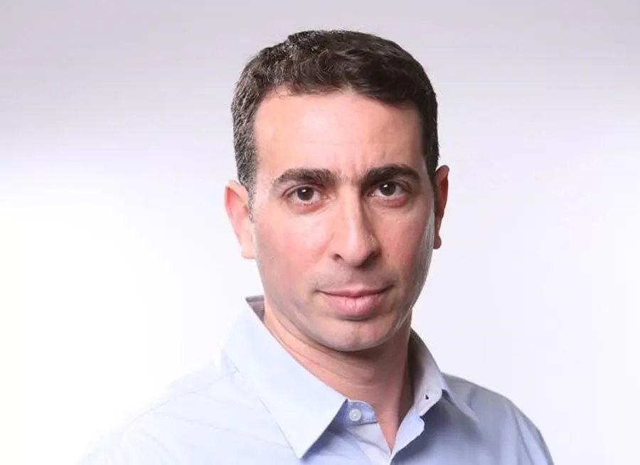 אסף אביב צילום רועי פיינגולד