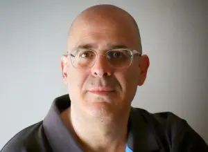 אבי דבורה צילום כרמית אטדגי דבורה