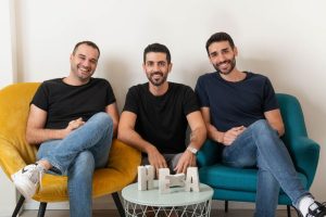מייסדי Hexa. מימין לשמאל- רן בוכניק, יחיאל אטיאס, יונתן קלארק. צילום יחסי ציבור Hexa-