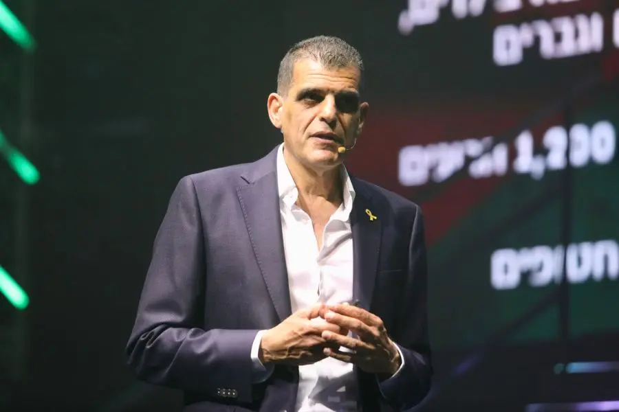 אלון בן צור צילום ניב קנטור